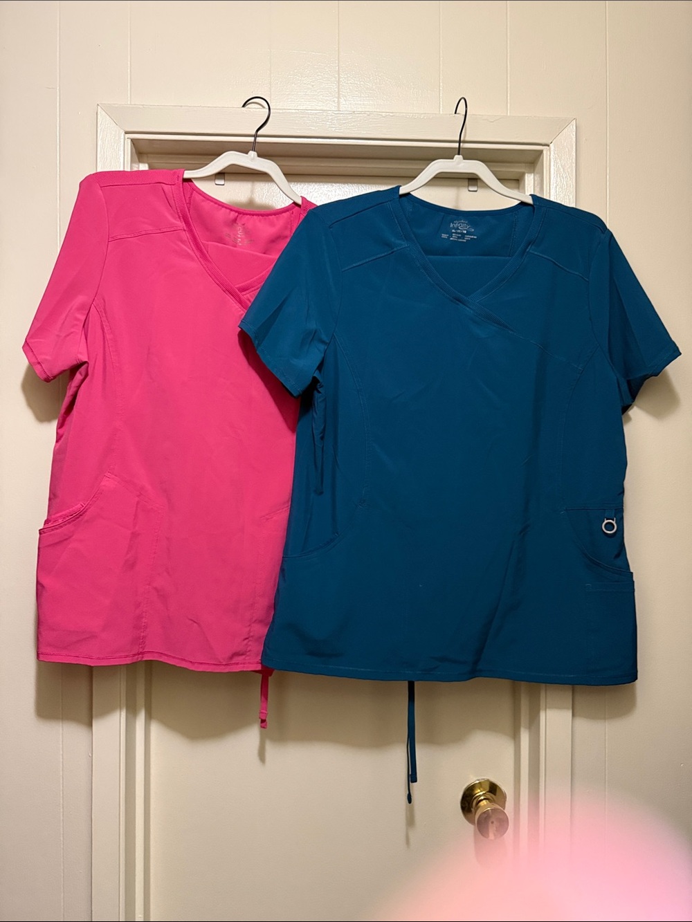 Bright Pink & Teal Medical Scrub Tops - V-Neck Pant set XL/ MTall